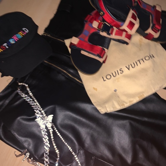 Louis Vuitton shoes - Picture 10 of 16